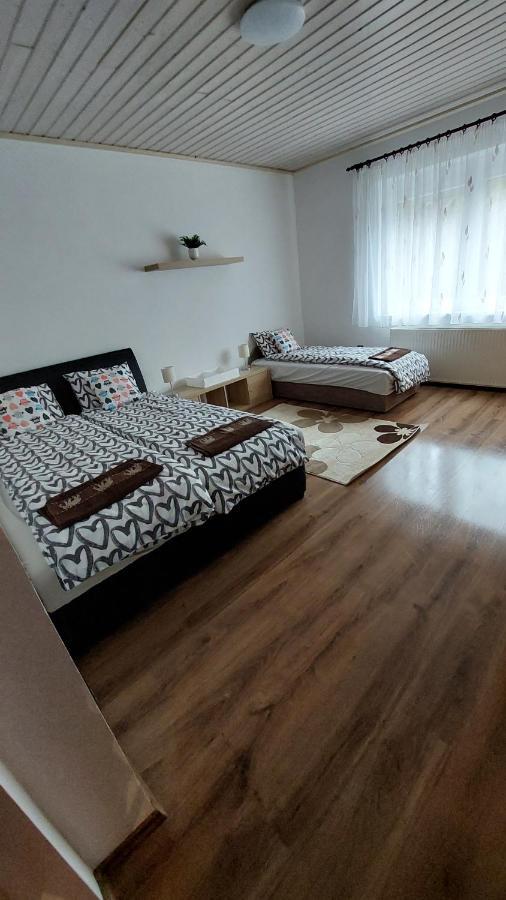Anno Apartman Balatonföldvár 外观 照片